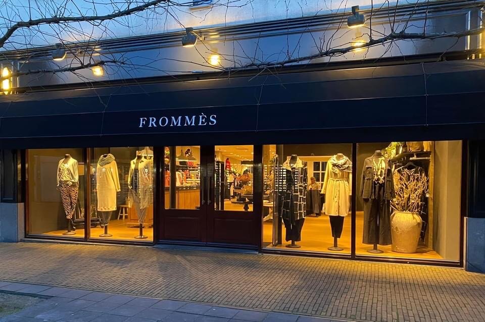 Tweede winkel van Frommes in Voorschoten